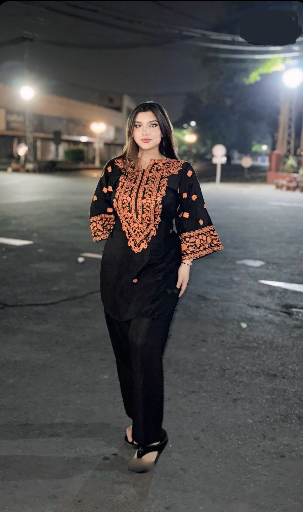 Zouq Embroided