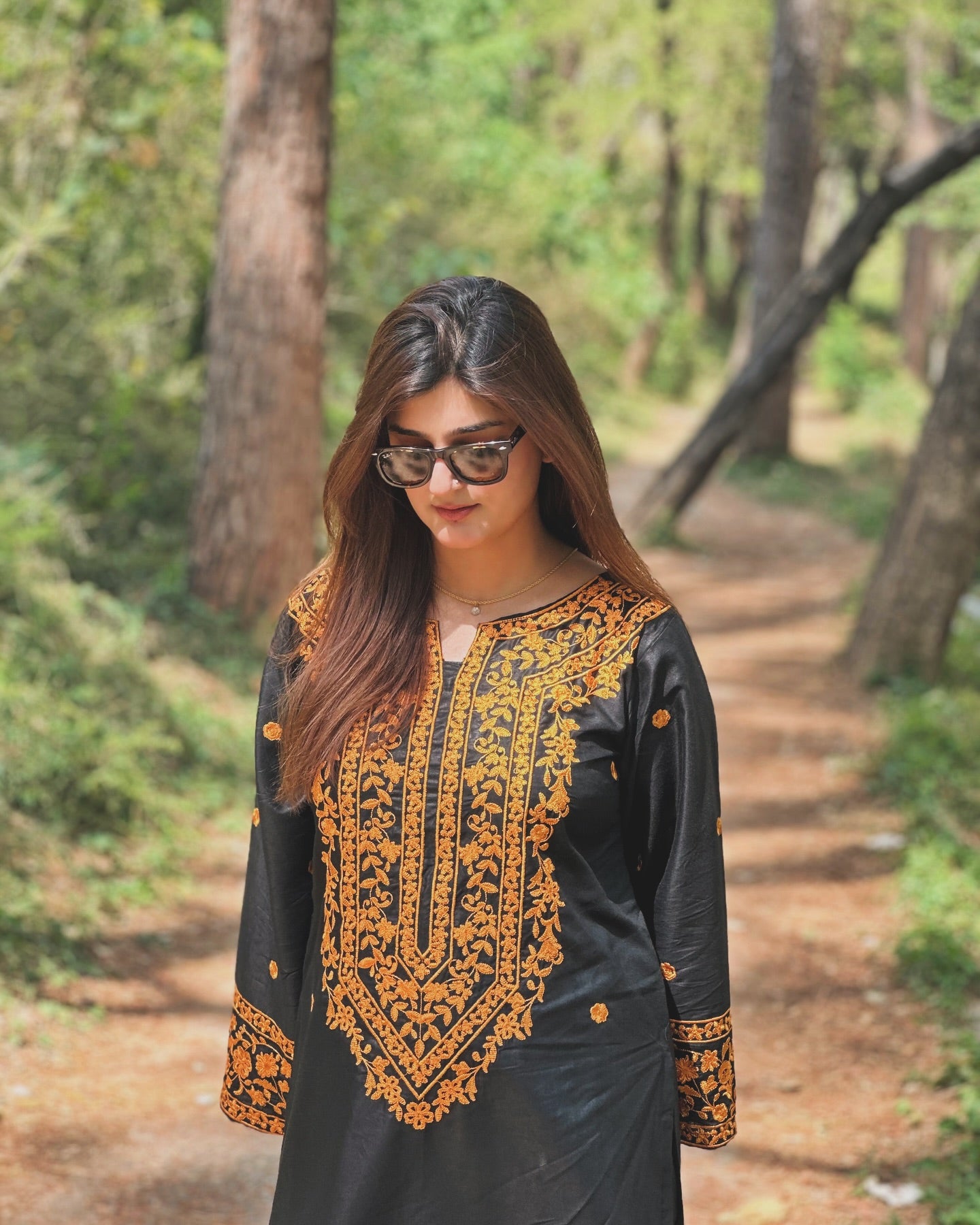 Zouq Embroided
