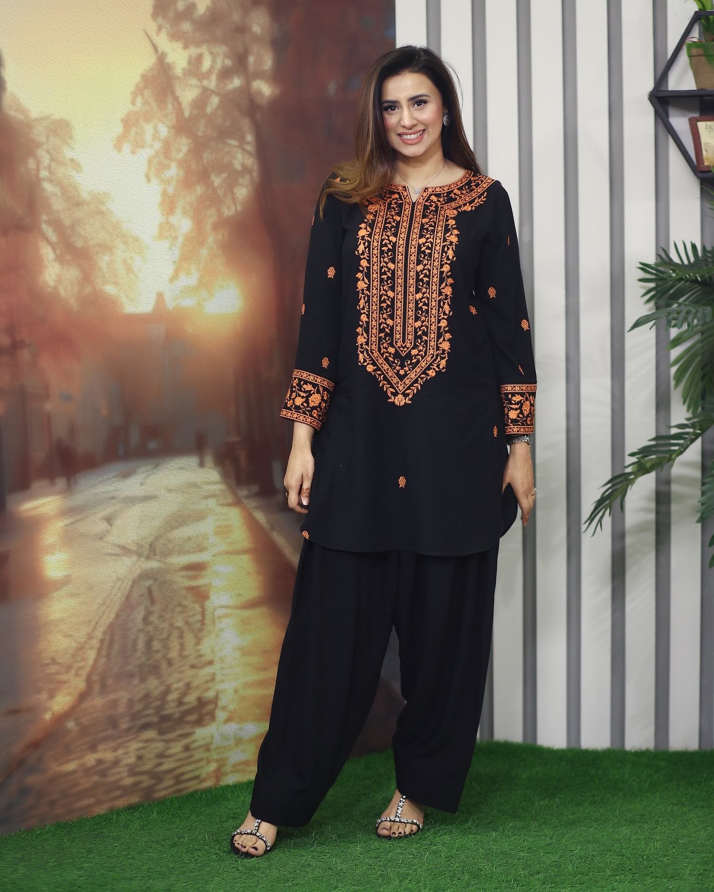 Zouq Embroided