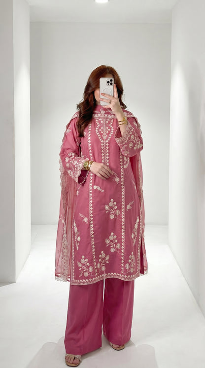 Vaneeza Embroidered - 3pc