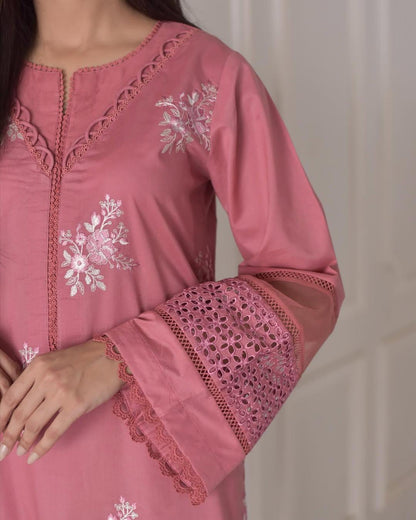 Nora Embroidered 3pc