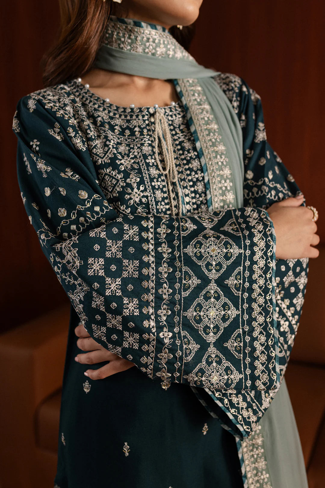 Arzu Embroided 3pcs