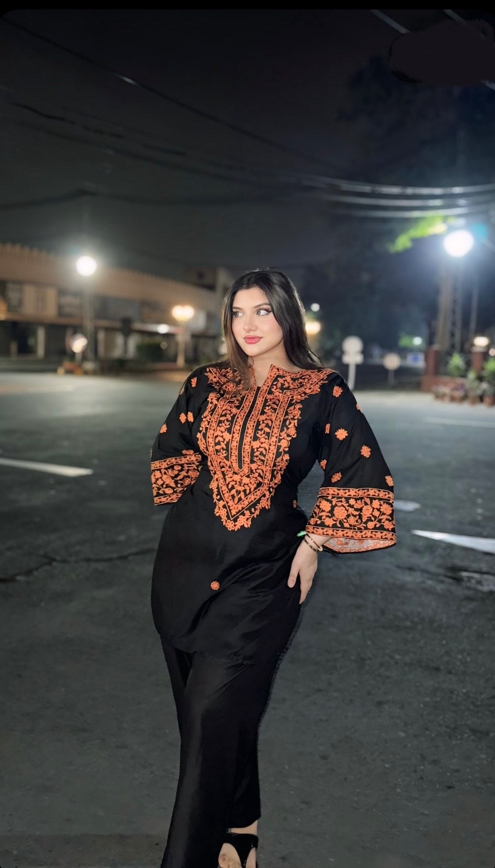 Zouq Embroided