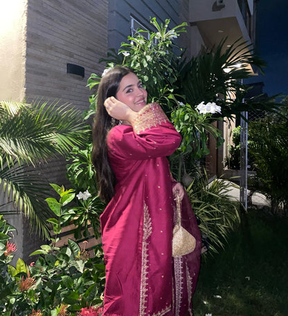 Sofia Embroidered 3pcs