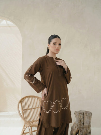 Aiza Embroidered - 2pc