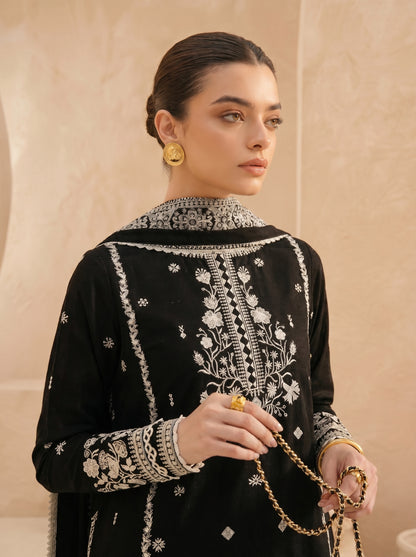 Dilbar Embroidered - 3pc
