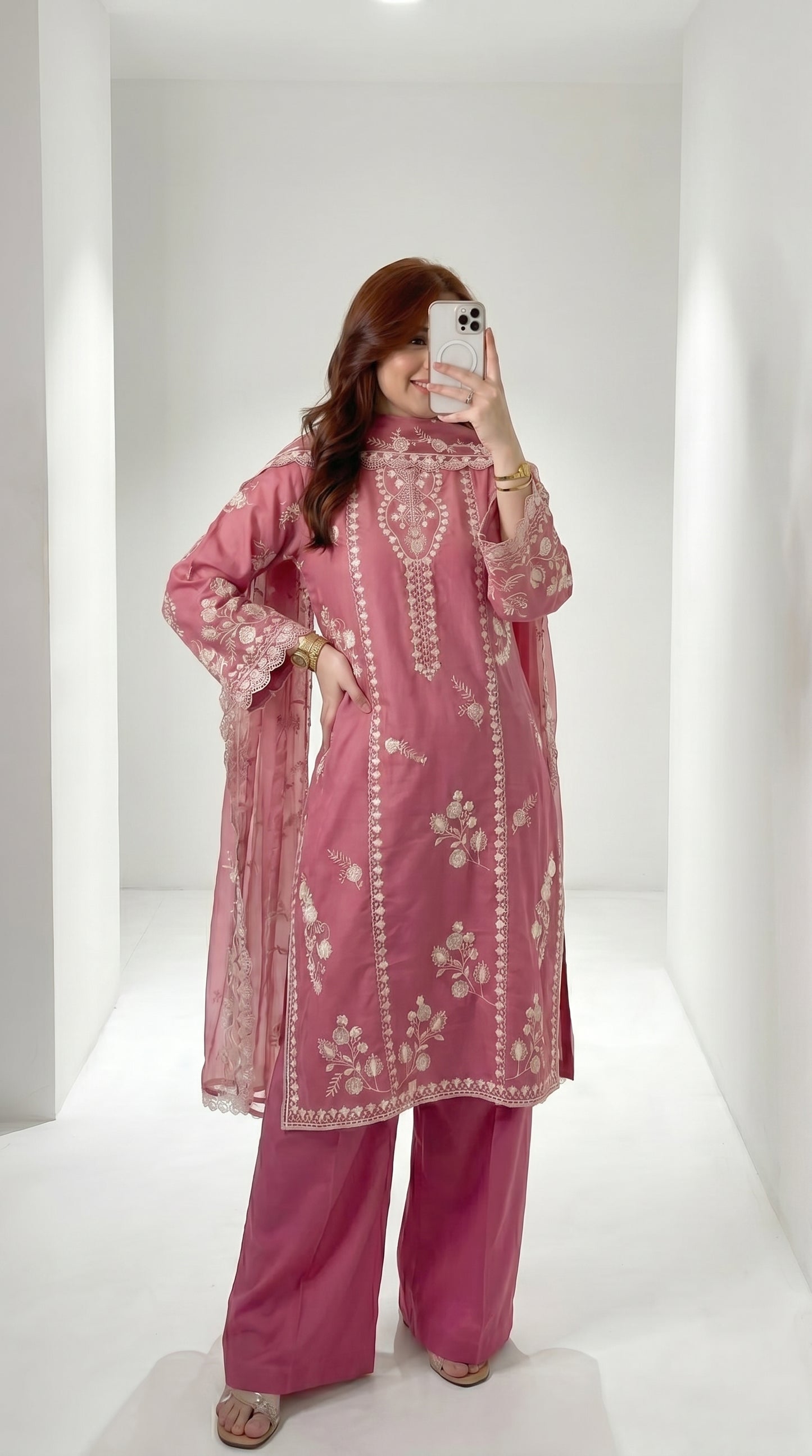 Vaneeza Embroidered - 3pc
