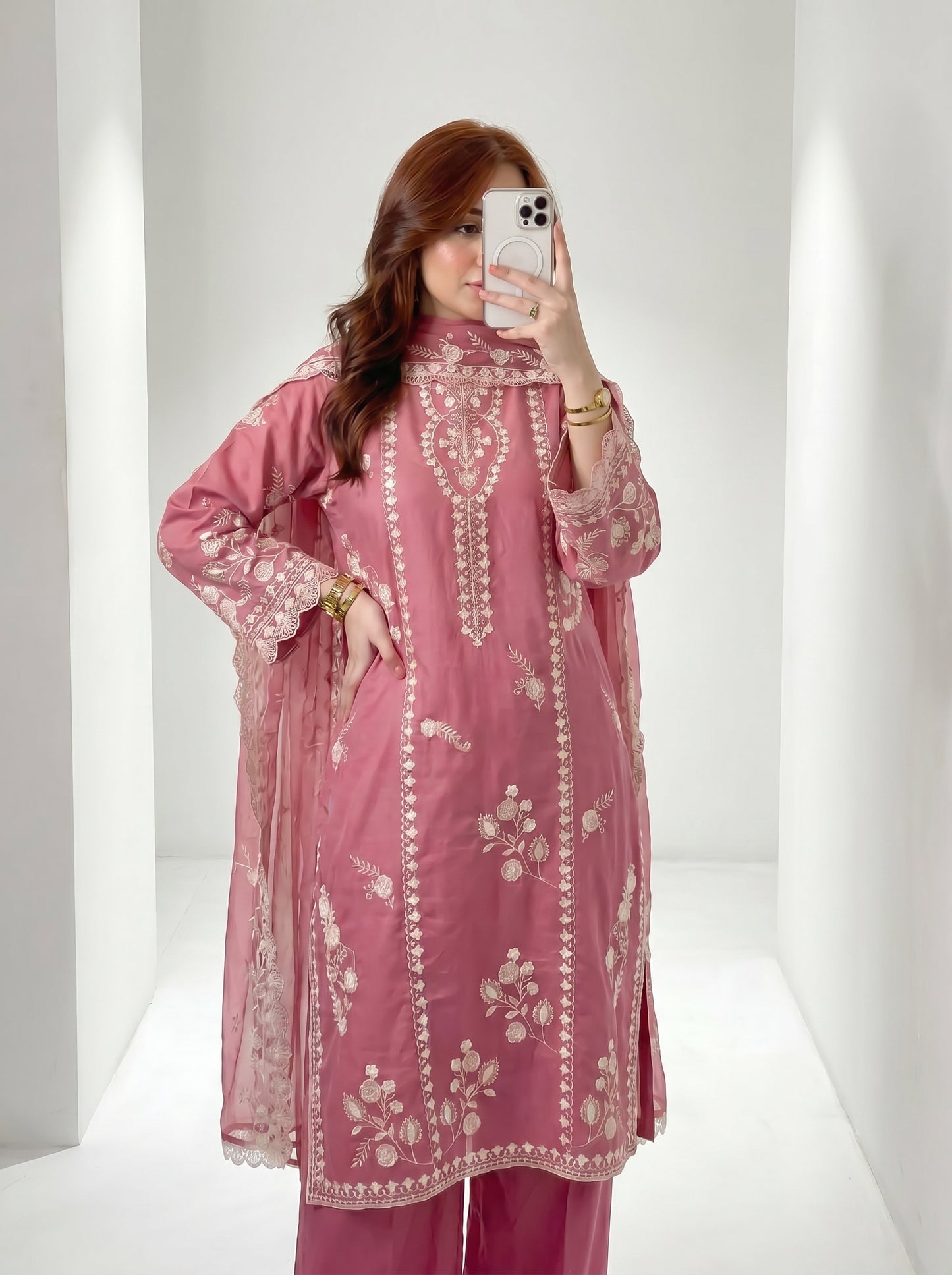 Vaneeza Embroidered - 3pc