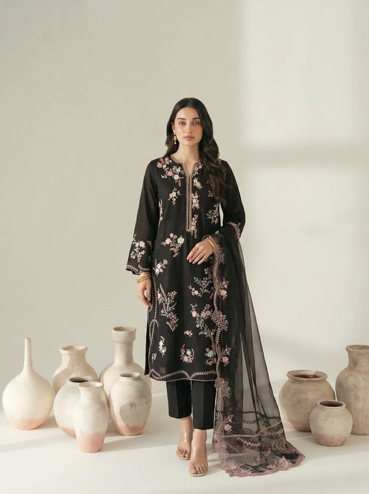Haniya Embroiderd 3pc - Lawn