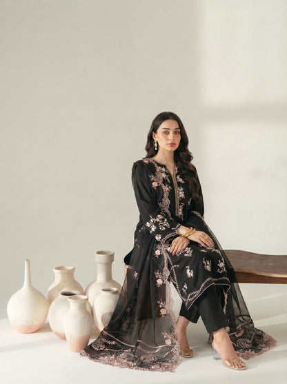 Haniya Embroiderd 3pc - Lawn